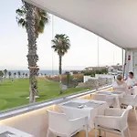 Amarilla Golf 아파트